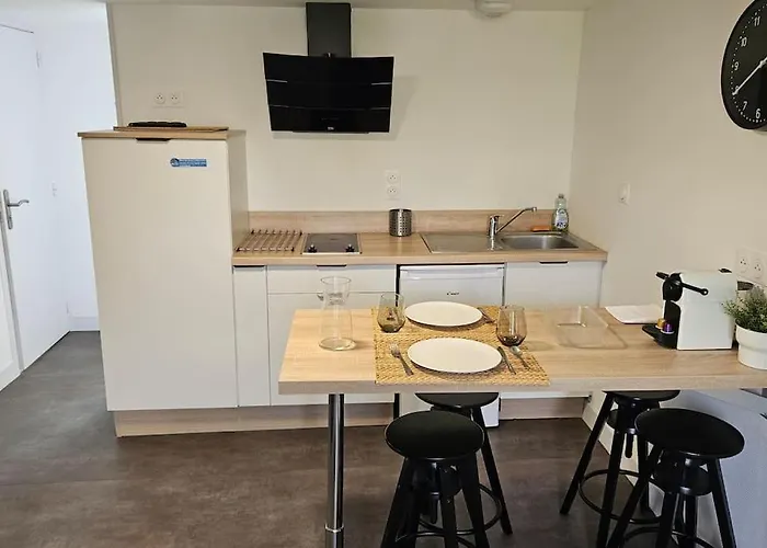 Lakanal 9 - Prebendes Тур